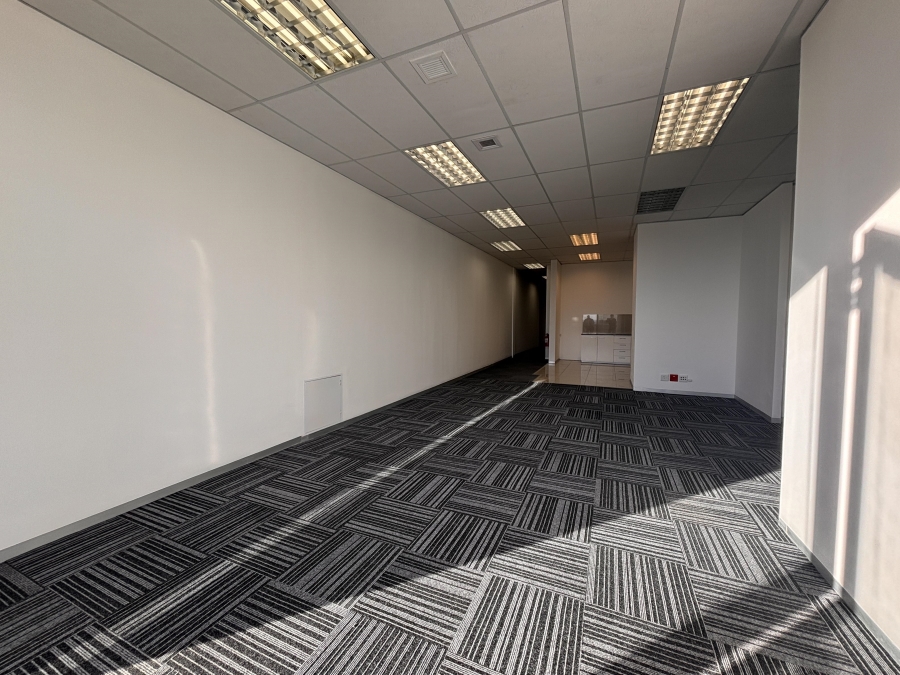 To Let commercial Property for Rent in Woodstock Western Cape